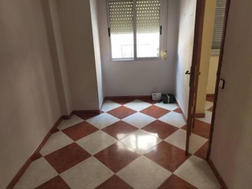 7342592015521716foto698405