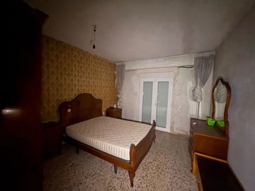 7342592015534595foto923264
