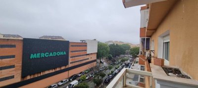 7342592015536880foto047371