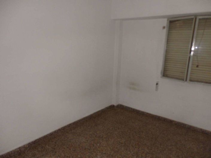 Image No.5-3 Bed Flat for sale
