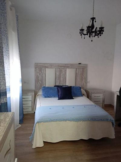 Image No.10-4 Bed Townhouse for sale