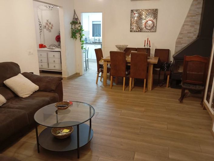 Image No.18-4 Bed Townhouse for sale