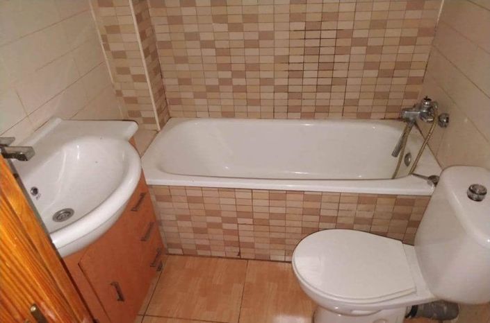 Image No.3-2 Bed Flat for sale
