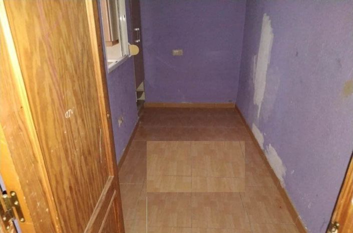 Image No.4-2 Bed Flat for sale