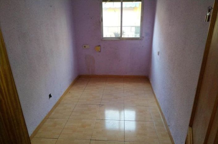 Image No.6-2 Bed Flat for sale