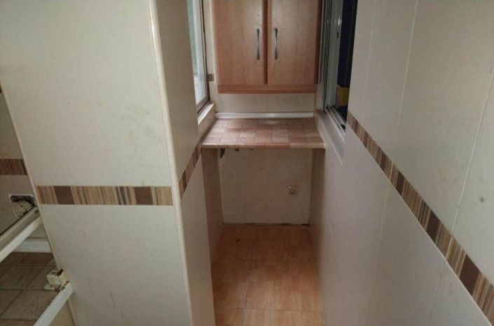 Image No.8-2 Bed Flat for sale