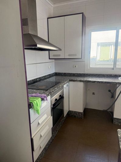 Image No.11-3 Bed Flat for sale