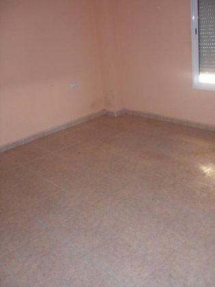 Image No.5-3 Bed Flat for sale