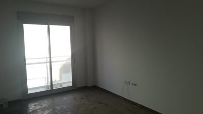 7342592015556799foto103554