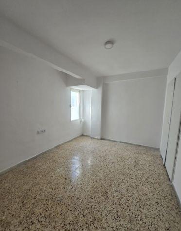 Image No.8-3 Bed Flat for sale