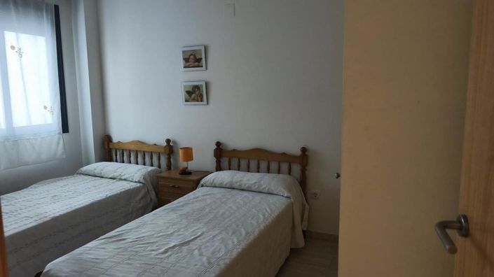 Image No.5-2 Bed Flat for sale
