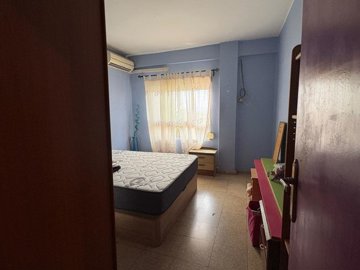 7342592015570008foto156445