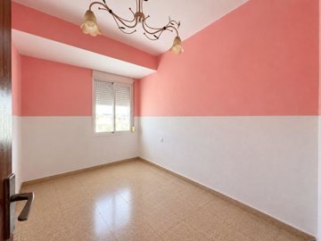 7342592015570008foto374102
