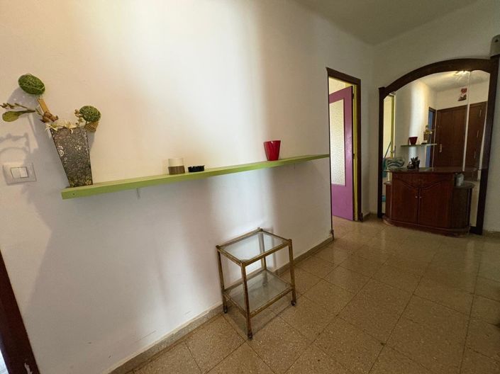 Image No.9-4 Bed Flat for sale