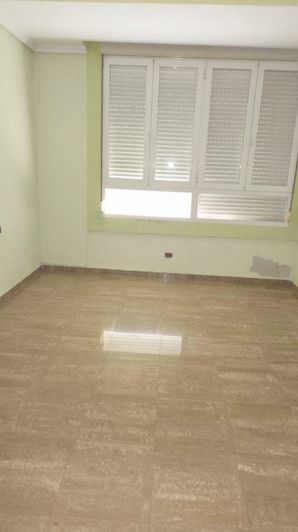 Image No.3-3 Bed Flat for sale