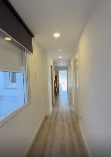 Image No.2-4 Bed Flat for sale