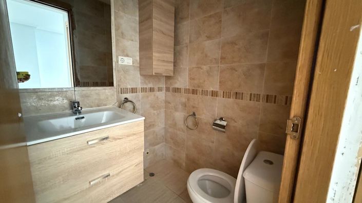 Image No.12-2 Bed Flat for sale