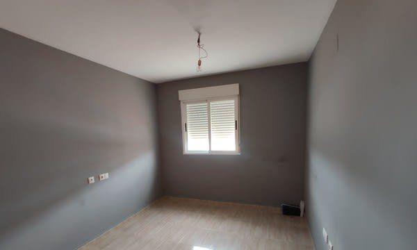 Image No.21-3 Bed Townhouse for sale