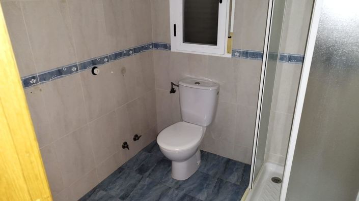Image No.3-3 Bed Townhouse for sale