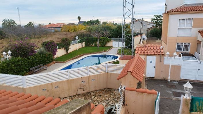 Image No.31-3 Bed Townhouse for sale