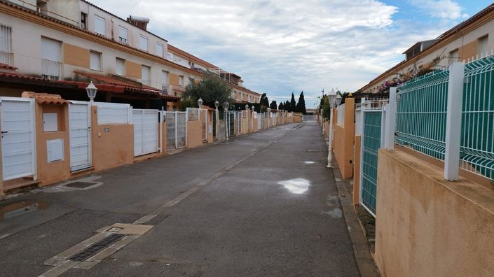 Image No.40-3 Bed Townhouse for sale