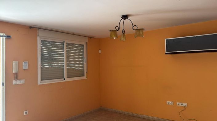Image No.42-3 Bed Townhouse for sale