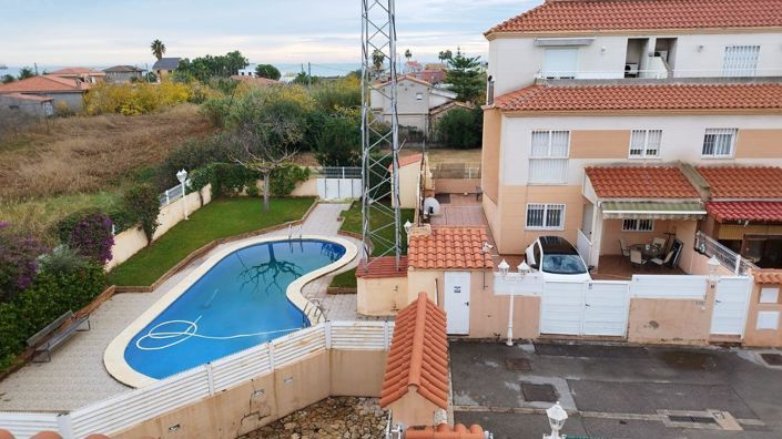 Image No.9-3 Bed Townhouse for sale