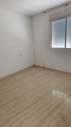 Image No.5-2 Bed Flat for sale