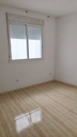 7342592015616442foto431302