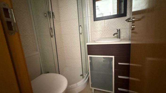 Image No.9-2 Bed Flat for sale