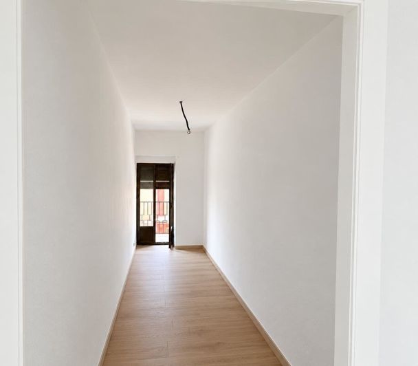 Image No.5-Appartement de 2 chambres à vendre