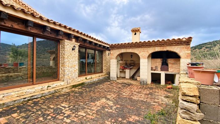 Image No.11-7 Bed Townhouse for sale