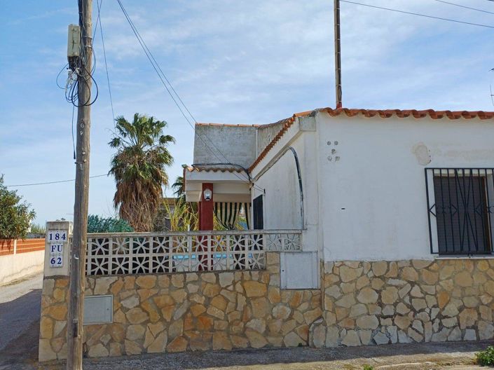 Image No.2-Maison de ville à vendre