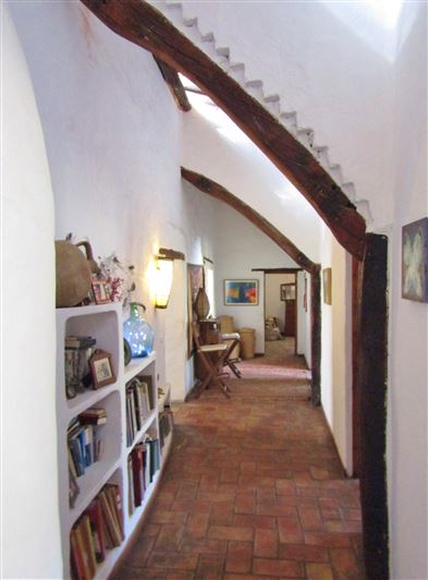 Image No.25-4 Bed Country House for sale