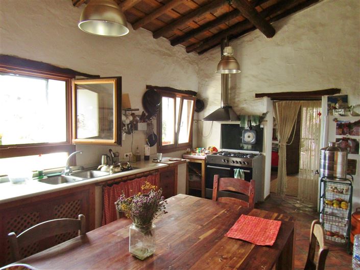 Image No.35-4 Bed Country House for sale