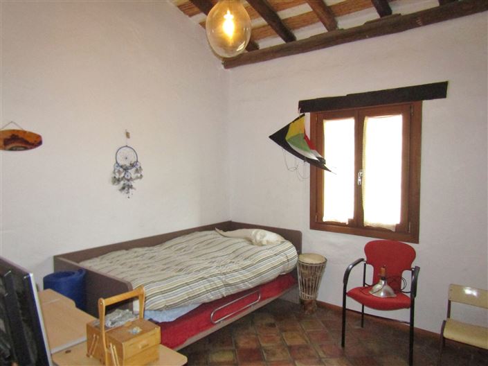 Image No.40-4 Bed Country House for sale