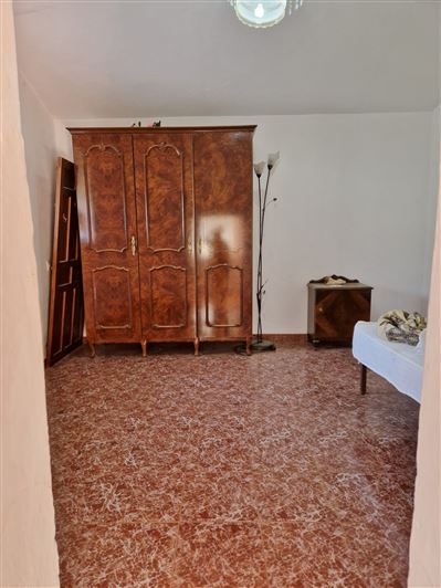 Image No.16-3 Bed Country House for sale