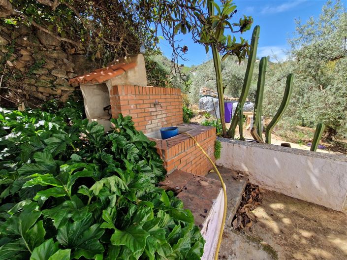 Image No.18-3 Bed Country House for sale