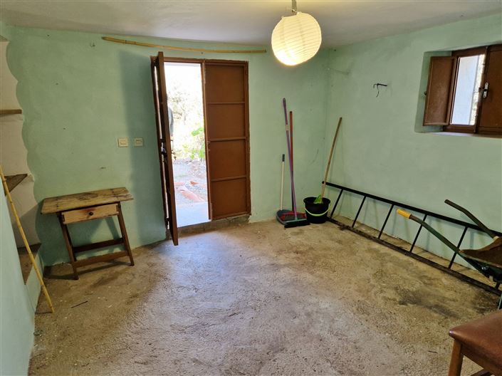 Image No.20-3 Bed Country House for sale