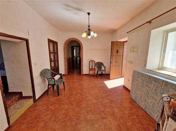 Image No.6-3 Bed Country House for sale