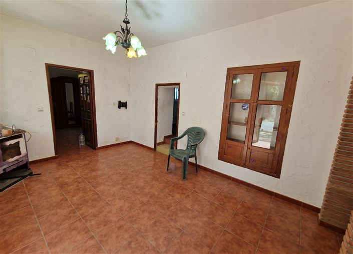 Image No.7-3 Bed Country House for sale