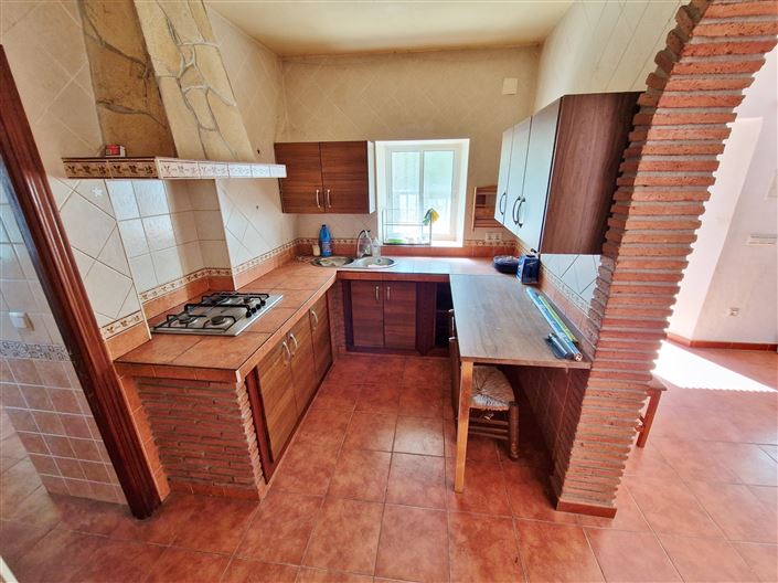 Image No.8-3 Bed Country House for sale