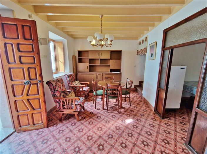 Image No.11-4 Bed Village House for sale