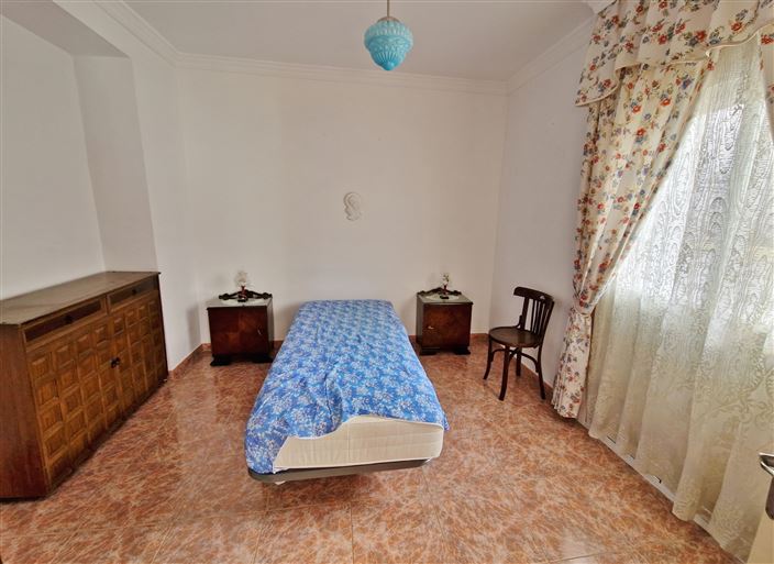 Image No.31-4 Bed Village House for sale