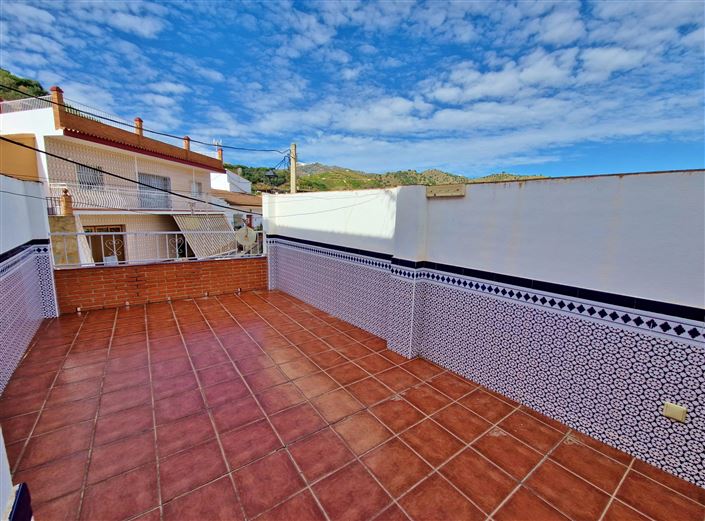 Image No.5-4 Bed Village House for sale