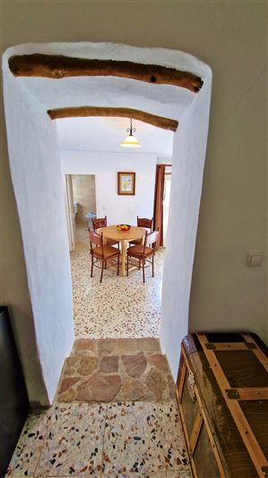 Image No.17-2 Bed Country House for sale