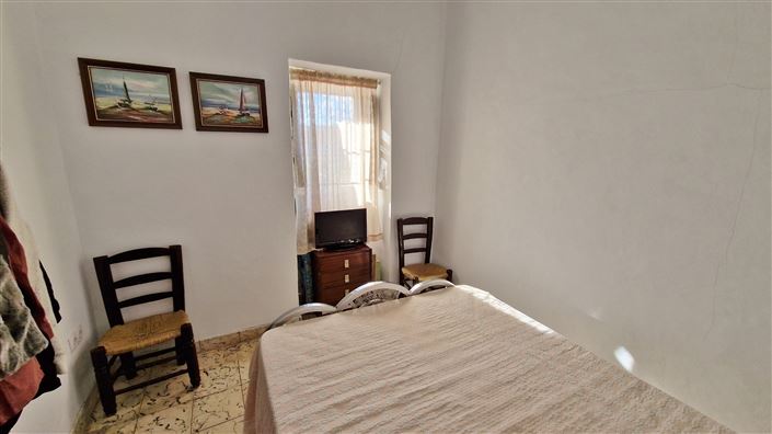 Image No.22-2 Bed Country House for sale