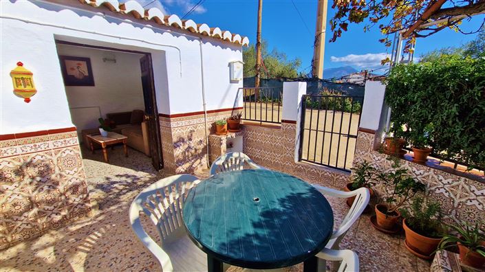 Image No.4-2 Bed Country House for sale