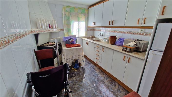 Image No.30-6 Bed Townhouse for sale