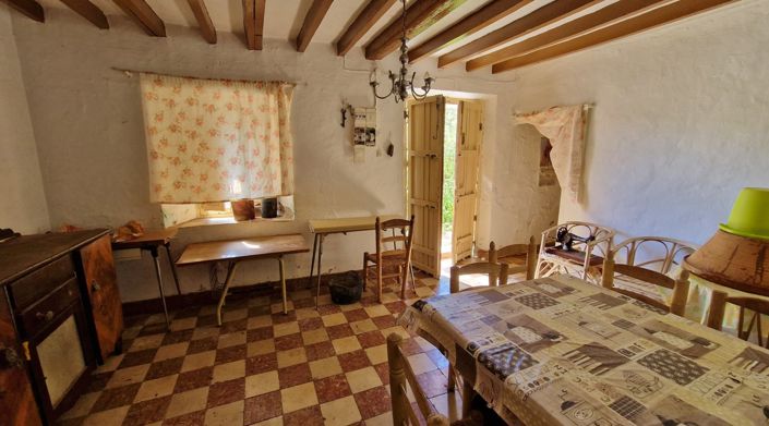Image No.27-5 Bed Country House for sale